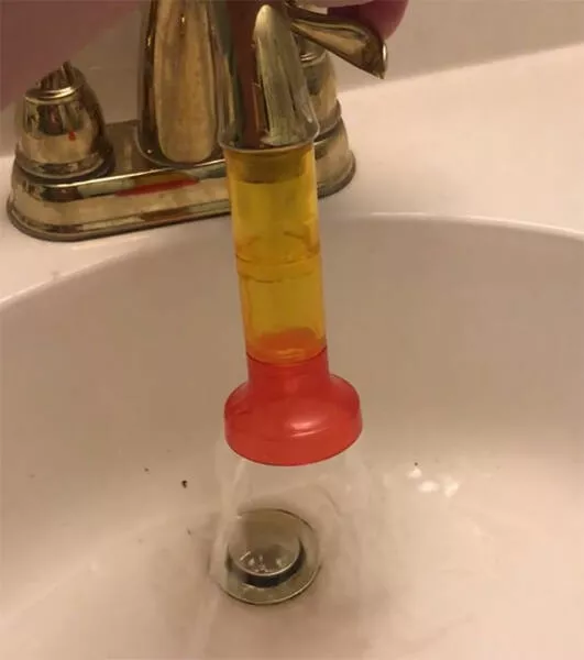 Funny creations only kids could think - #26 My 3 Year Old Has Solved The Age Old Splashing Water Problem Funny creations only kids could think - #26 My 3 Year Old Has Solved The Age Old Splashing Water Problem