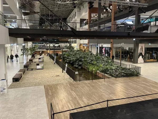Some interesting facts and things - #16 A channel flows through the Forum shopping mall in Gdansk Some interesting facts and things - #16 A channel flows through the Forum shopping mall in Gdansk