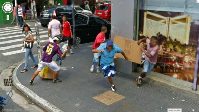 The best moments captured by google street view - #5 