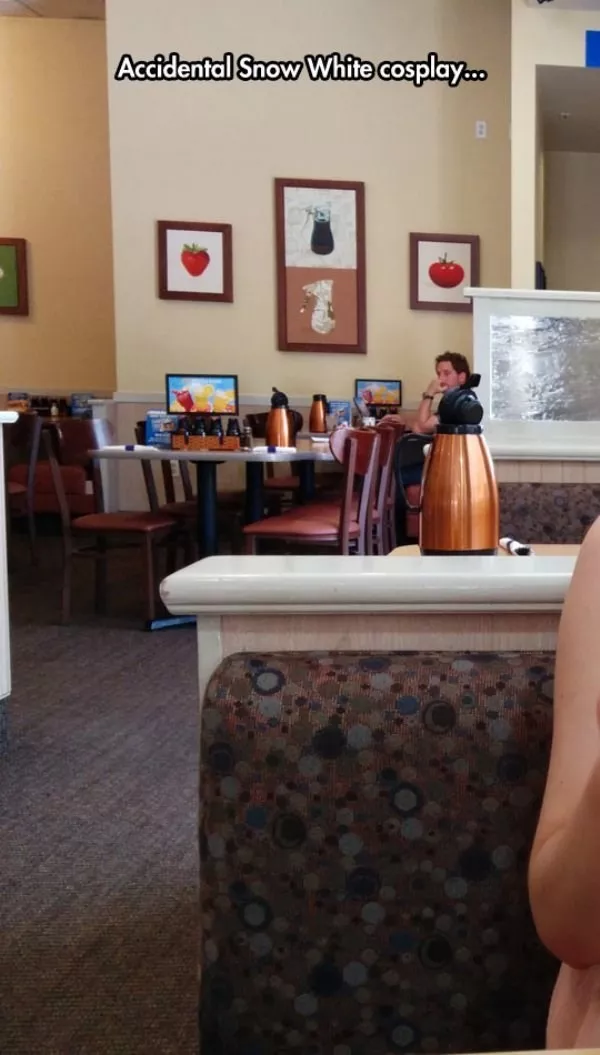 Tricky photos zoom in funny illusions - #10 