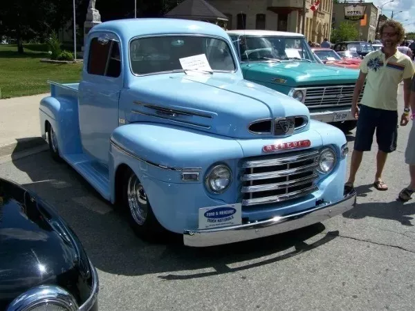 Crazy trucks and unlikely moments - #4  Crazy trucks and unlikely moments - #4