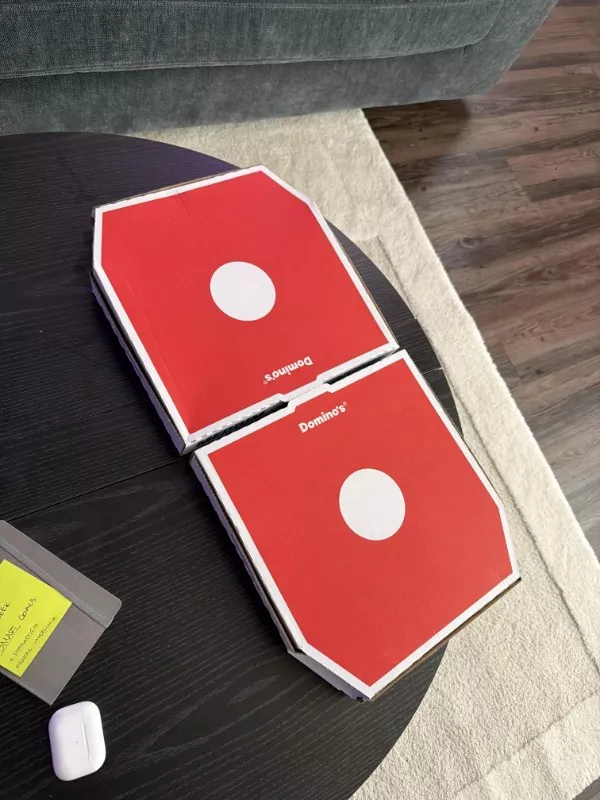 Mildly interesting moments caught in pics - #9 New Dominos pizza box design Mildly interesting moments caught in pics - #9 New Dominos pizza box design