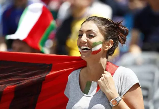 Most sexiest female football fans - #2 