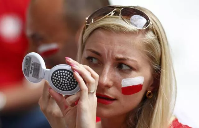 Most sexiest female football fans