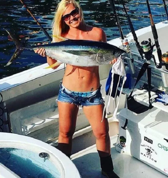 Discover the latest bizarre trend in instagram - #27 