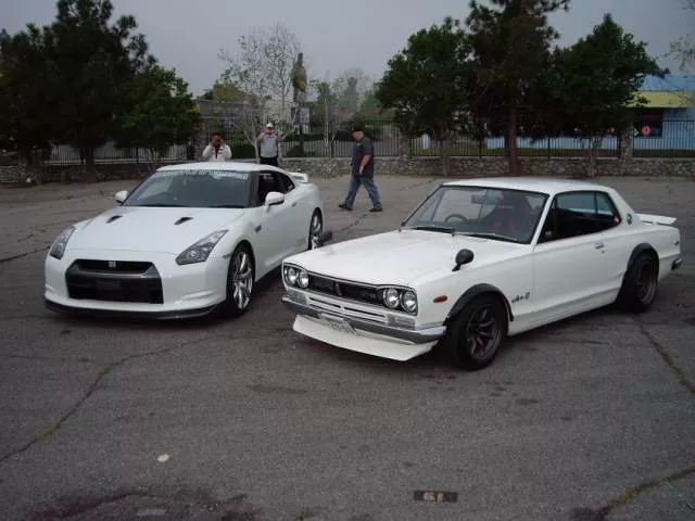 44 classic cars vs their modern versions - #35 