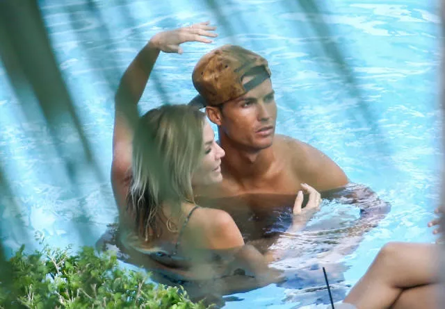 Cristiano ronaldo et son hot fitness model - #7 