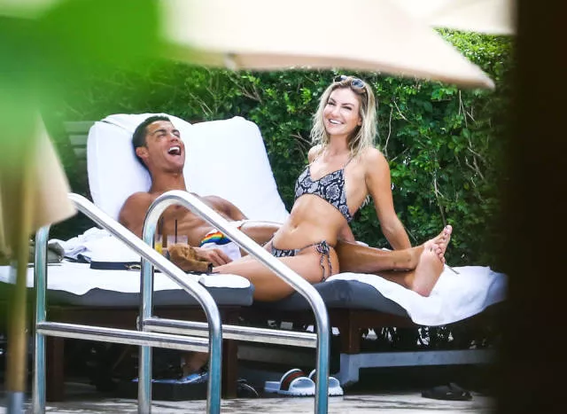 Cristiano ronaldo et son hot fitness model - #9 