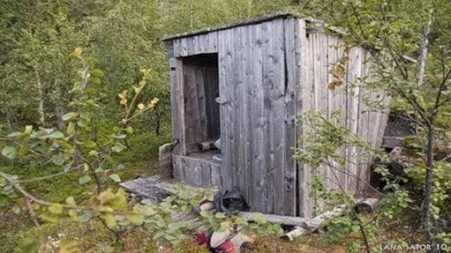 Voir ce qui est cache dans cette petite cabane