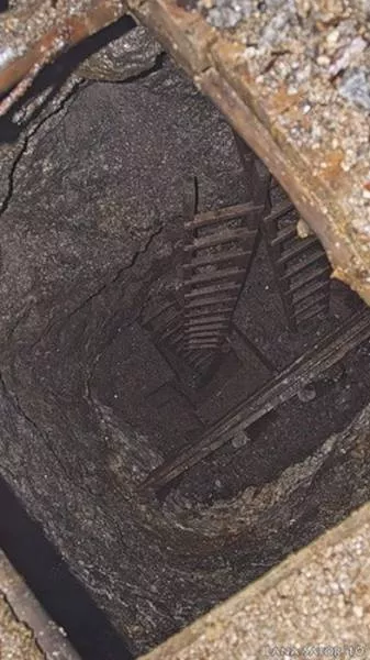 See what is hidden in this little hut - #2 