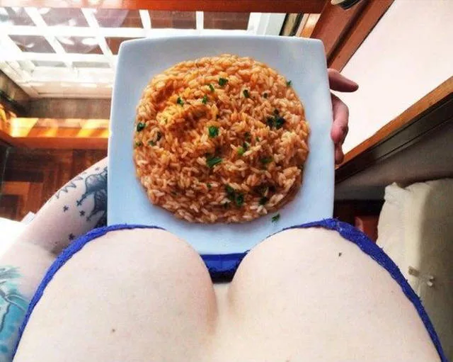 Here is how women see their plates - #2 