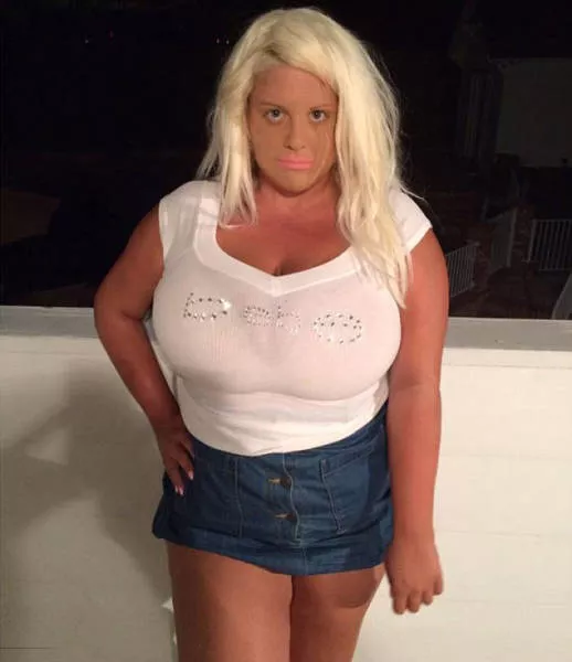 She spend thousands of dollars to look like a barbie - #17 
