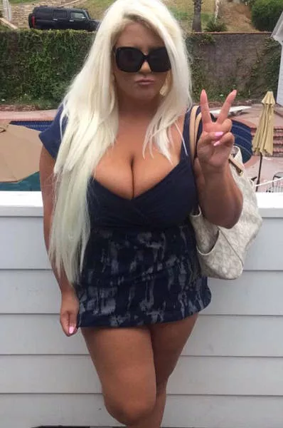 She spend thousands of dollars to look like a barbie - #9 