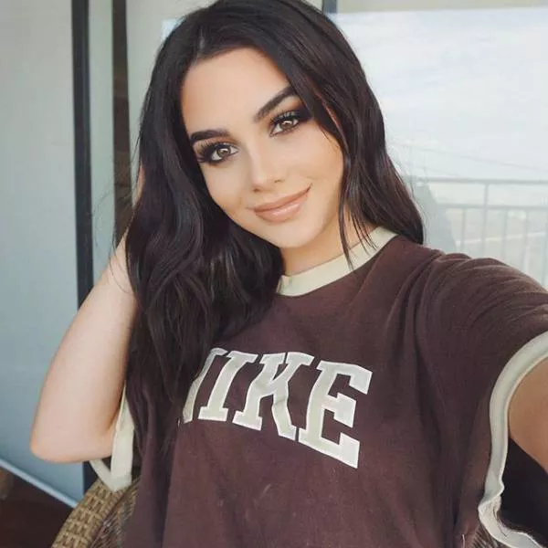 Beautiful girls around the world - #12 