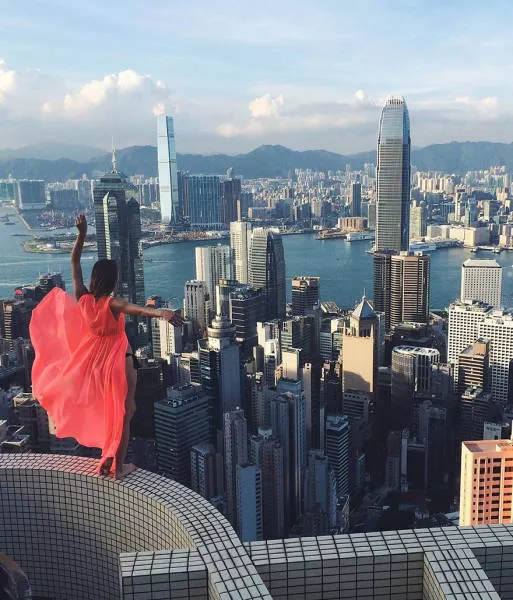 She risked her life for superb shots - #4 