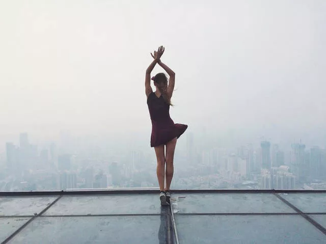 She risked her life for superb shots - #5 