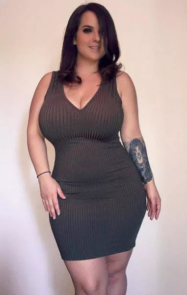 Skinny or curvy  - #24 