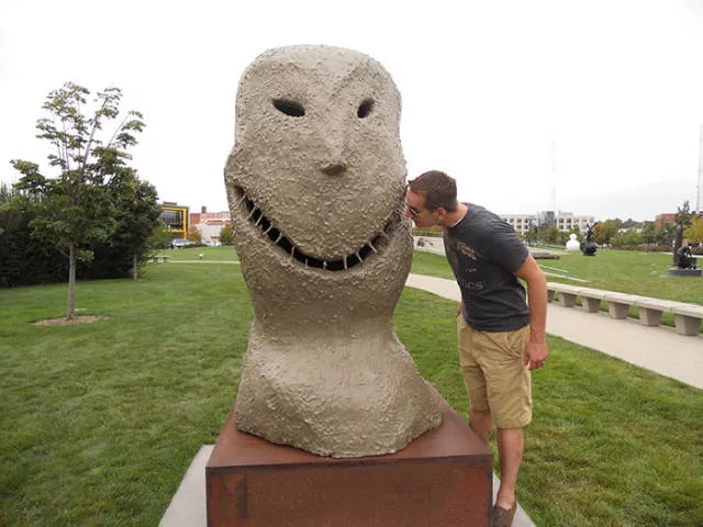 Bizarre and surprising art around the world - #10 