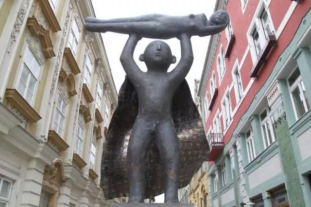 Bizarre and surprising art around the world - #17 