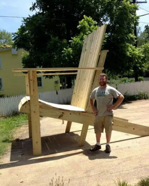 Huge things found around the world - #28 