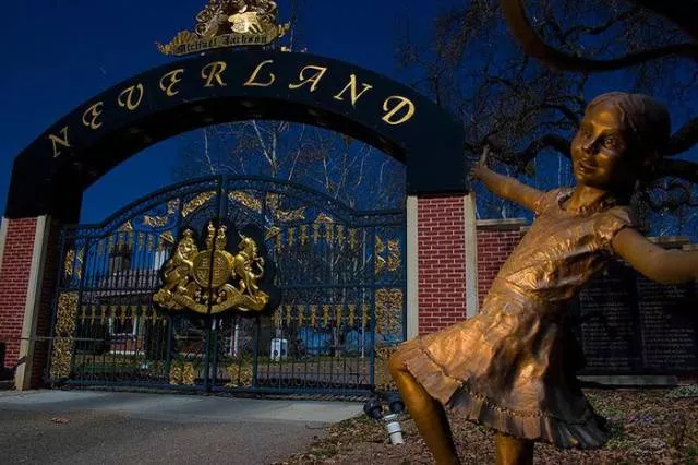 Infiltration at michael jacksons neverland ranch