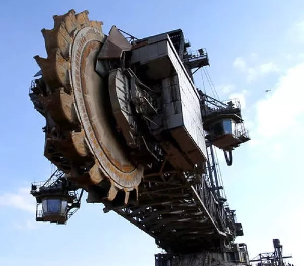 The larger vehicles of the world - #1 