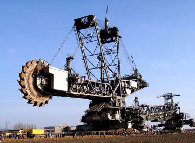 The larger vehicles of the world - #8 