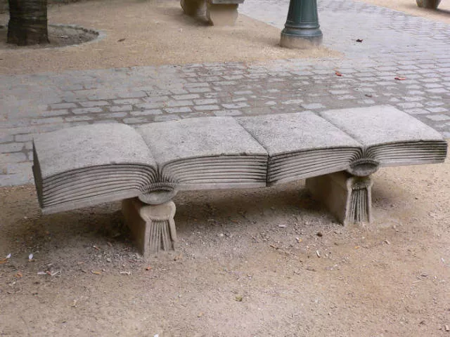 Public benches with surprising designs - #26 