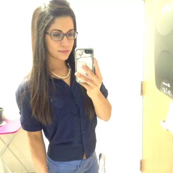 De belle fille au bureau - #3 