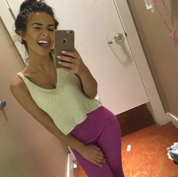 The best kind of girlfriend - #18 