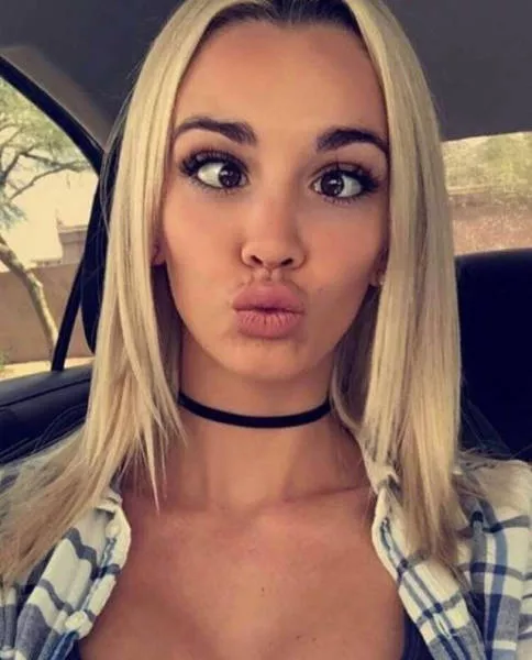 The best kind of girlfriend - #8 